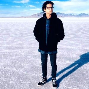 Meet your Posher, Luis